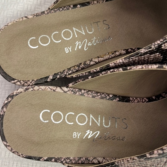 New Coconuts by Matisse Lucky mule booties - Picture 11 of 11